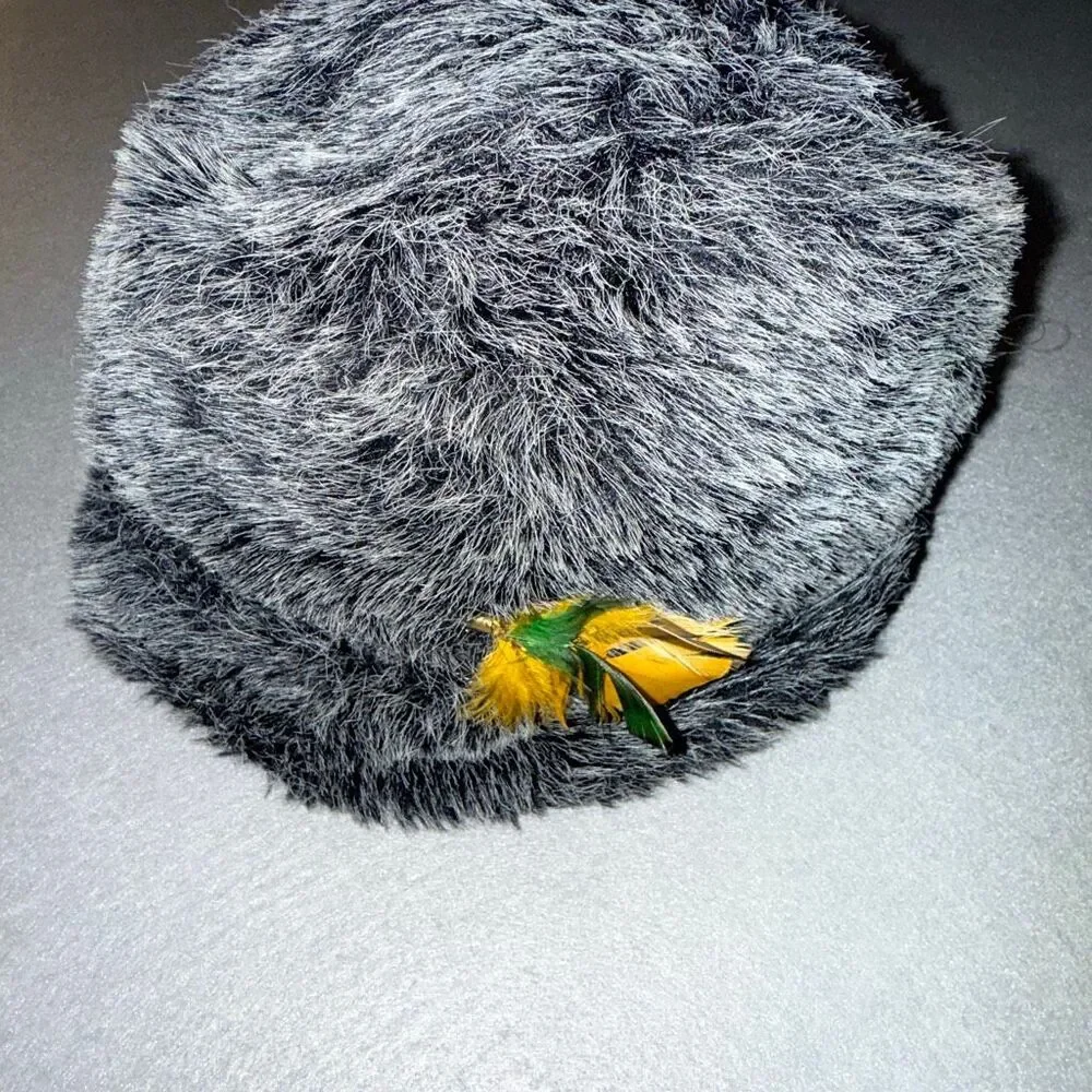 Vintage Dobbs Fifth Avenue Gray Fur Fedora Hat Feather Accent USA Made Size 7 1/